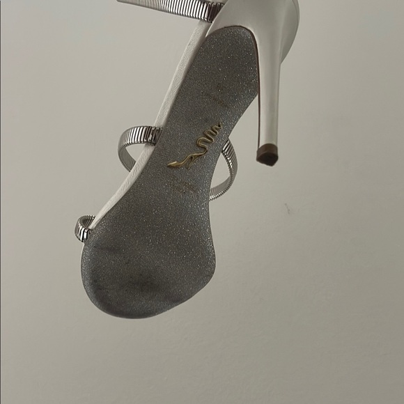 Rene Caovilla Silver Spiral Heels - Picture 4 of 9